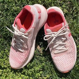 UNDER ARMOUR Women's Sneakers Size 9.5
